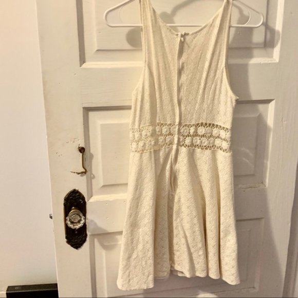 Free People "Fitted with Daisies" dress - Picture 7 of 11